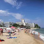 Apartment Lovely Nest With Glass Veranda
