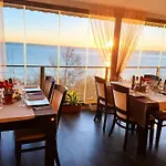 Lovely Nest With Glass Veranda Апартамент Варна
