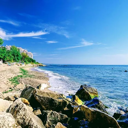 Lovely Nest With Glass Veranda Apartment